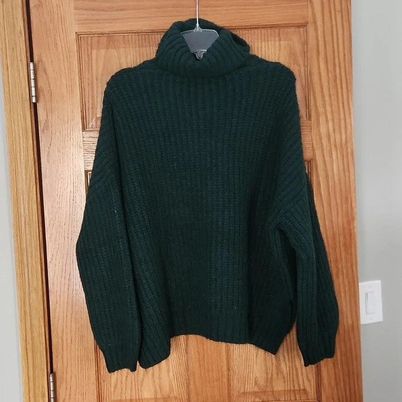 Splendid Sweaters - Splendid, oversized,  knit, sweater size Medium